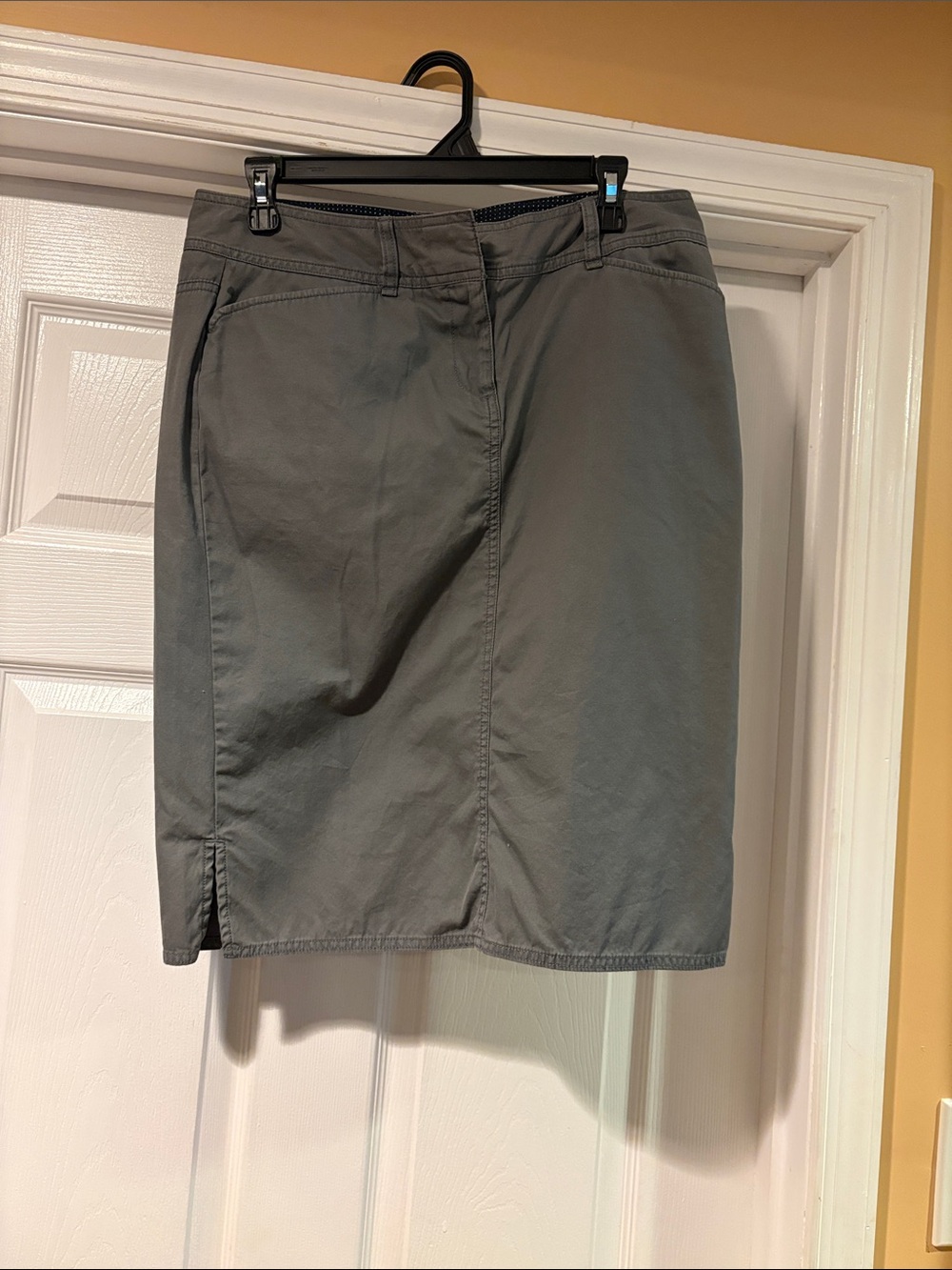 Women's Olive Cotton-Blend Pencil Skirt